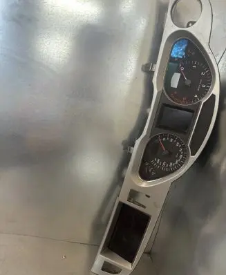 Audi A6 S6 C6 4F Speedometer (instrument cluster)
