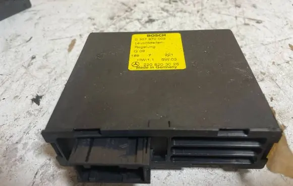 Mercedes-Benz S W220 Light module LCM 2208203026 0307870002