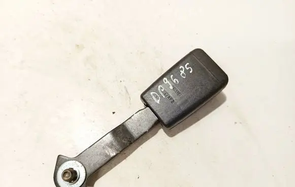 Mazda 6 Front seatbelt buckle