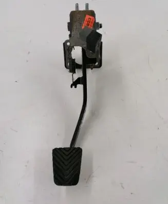 Hyundai i20 (PB PBT) Brake pedal 328001J110