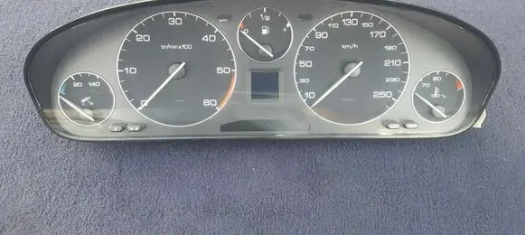 Peugeot 607 Speedometer (instrument cluster) 9629598480
