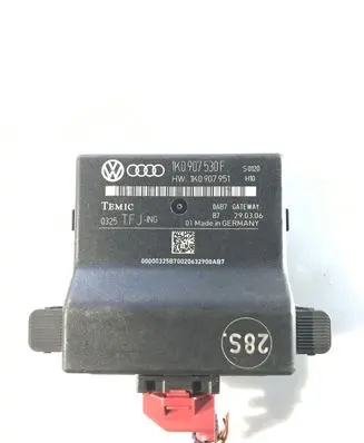 Volkswagen Touran I Gateway control module 1K0907530F 1K0907951