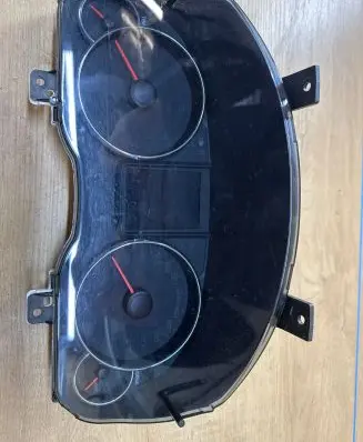 Subaru Outback Speedometer (instrument cluster) Ns05003k 0412028 NS05003K