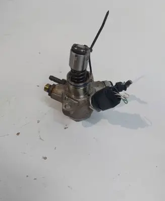 Audi A7 S7 4G Fuel injection high pressure pump 079127025AE