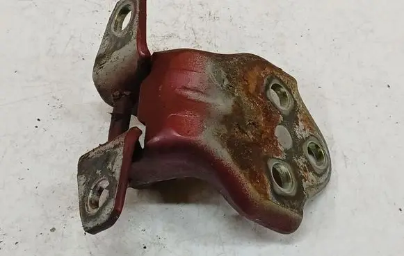 Hyundai Santa Fe Front door upper hinge 