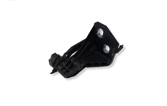 Mercedes-Benz C W205 Radiator mount bracket A2055014320