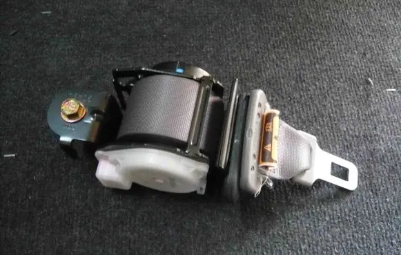 Mazda 6 Rear seatbelt GJ6J