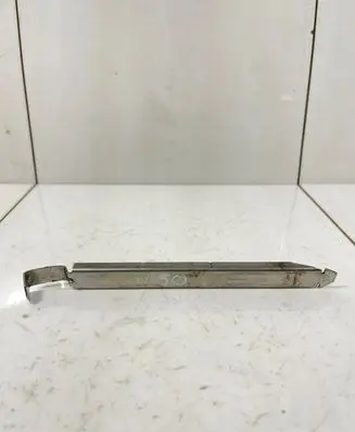 Volvo V50 Headlight/headlamp mounting bracket