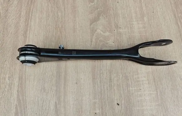BMW 5 G30 G31 G38 Rear control arm 6893528
