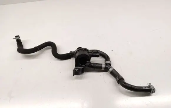 Volvo V60 Engine coolant pipe/hose AD6HC
