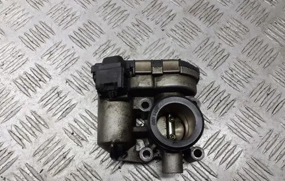 Smart ForFour I Throttle valve position sensor A1601410225