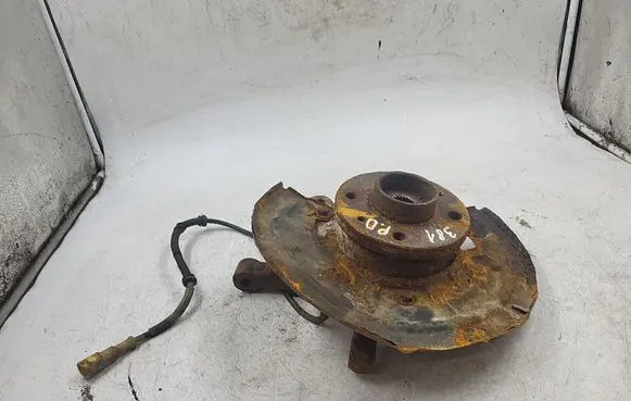Renault Kangoo I Front wheel hub 