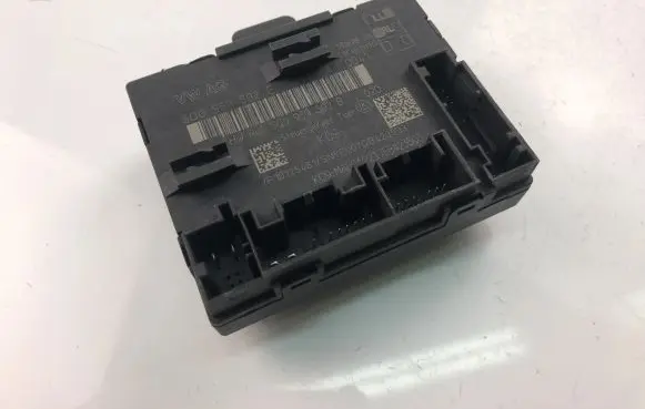 Audi A3 S3 8P Other control units/modules 5Q0959592E