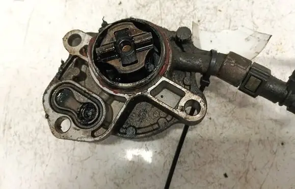 Peugeot 807 Vacuum pump 9631971580