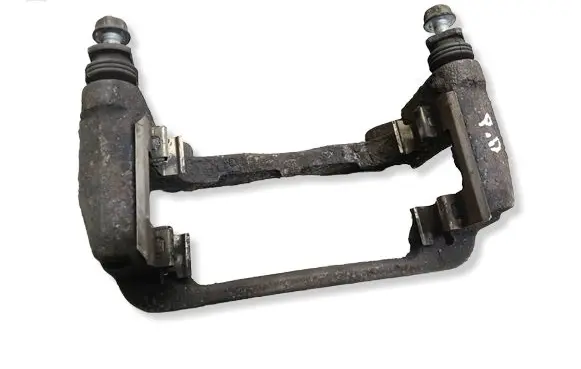 Nissan Qashqai+2 Front Brake Caliper Pad/Carrier 