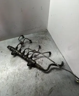 Toyota Corolla Verso AR10 Fuel main line pipe