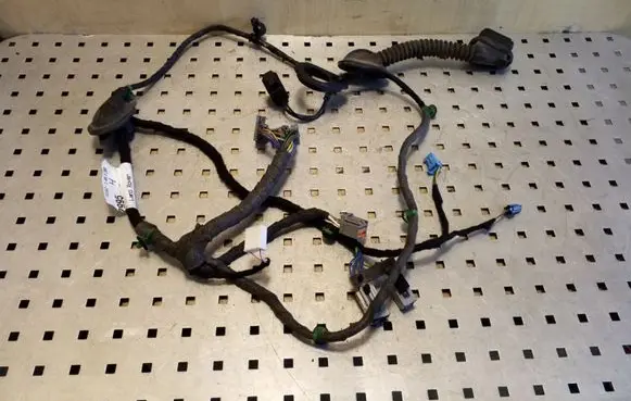 Land Rover Freelander 2 - LR2 Front door wiring loom 7G9214K138