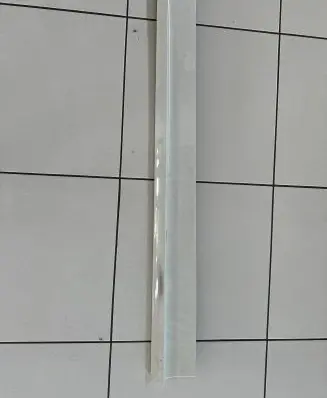 Porsche Cayenne (9Y0 9Y3) Front door trim (molding) 9Y0837095A