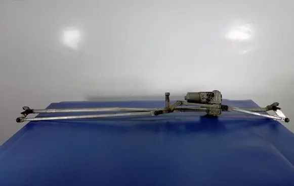 Peugeot 308 Front wiper linkage and motor 9684806680