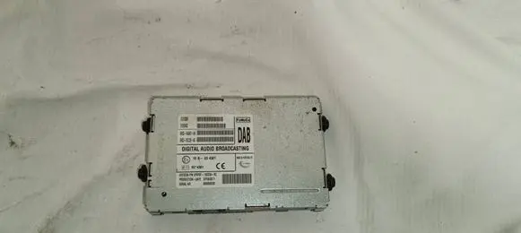 Volvo V70 HiFi Audio sound control unit 10R034301