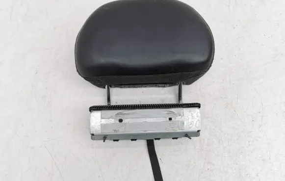 Volvo XC90 Rear seat headrest 