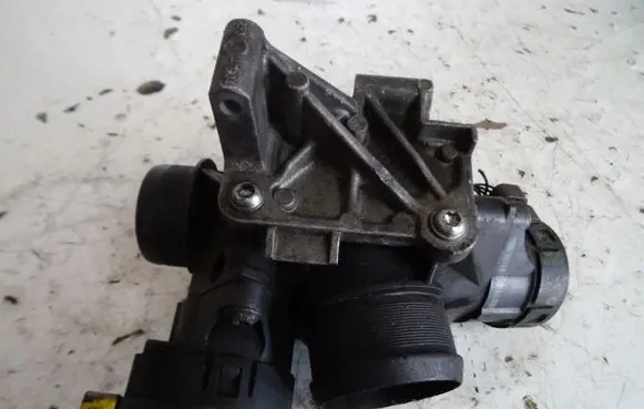 Peugeot 407 Throttle valve 9655971780