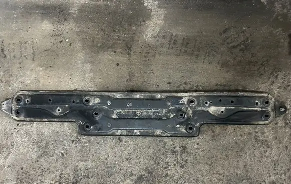 BMW 7 F01 F02 F03 F04 Muffler mount bracket/holder 