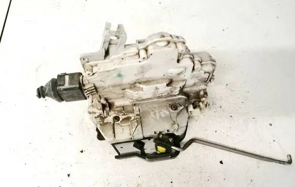 Audi A3 S3 8P Front door lock
