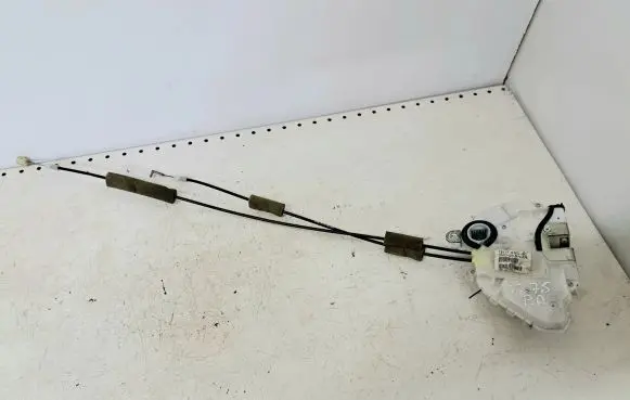 Honda Civic Front door lock