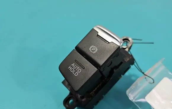 Mazda 6 Handbrake/parking brake auto hold switch IMPRK1551081