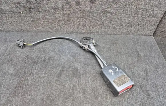 Audi A6 S6 C6 4F Front seatbelt buckle 8E0857755D 8E0857755Q