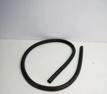 Audi A5 8T 8F Rubber seal front coupe door 8T0831707D