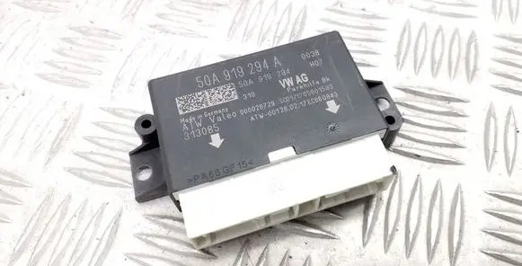 Audi A3 S3 8V Parking PDC control unit/module 5Q0919294A