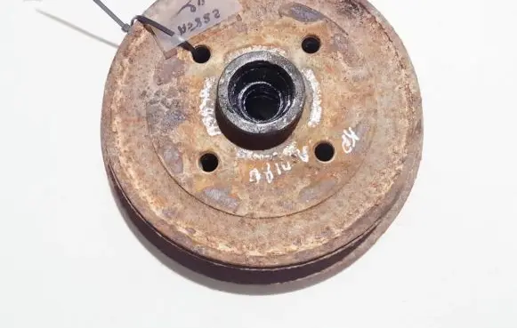 Audi 80 90 B3 Drum brake (rear) 893501615a