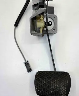 Mercedes-Benz SL R129 Brake pedal A1292900519 1292900519