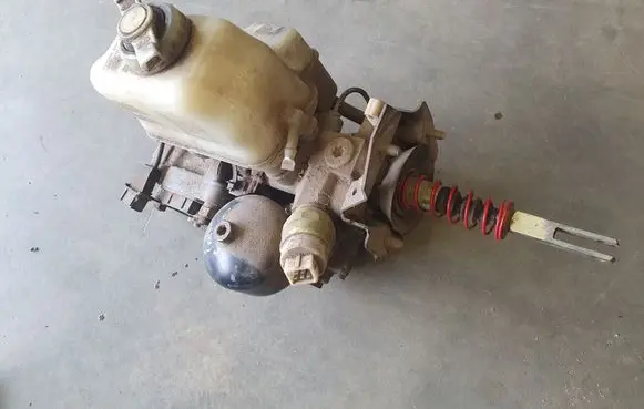 Volkswagen Golf II Master brake cylinder 191614111A 535614111 191614111