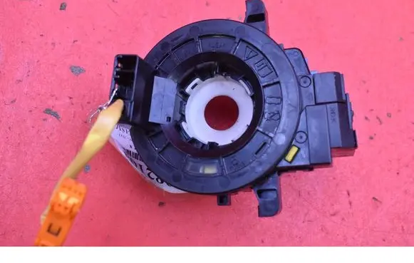 Toyota Avensis Verso Airbag slip ring squib (SRS ring) 8924505030