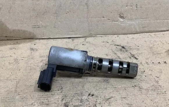 Lexus RX 330 - 350 - 400H Camshaft vanos timing valve 1534020011