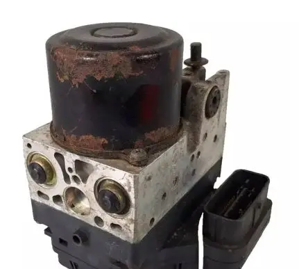 Toyota Avensis Verso ABS Pump 4454044030