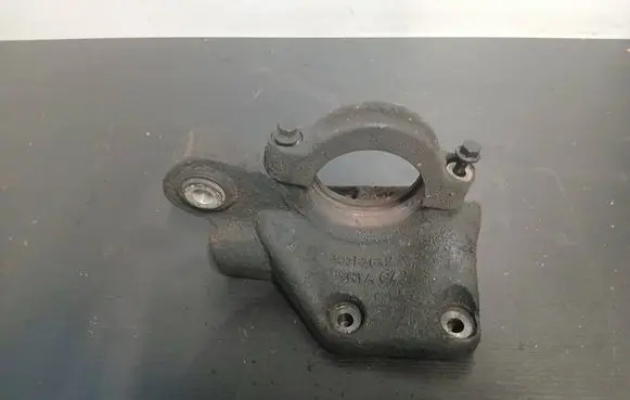 Volvo S80 Driveshaft support bearing bracket 30787842