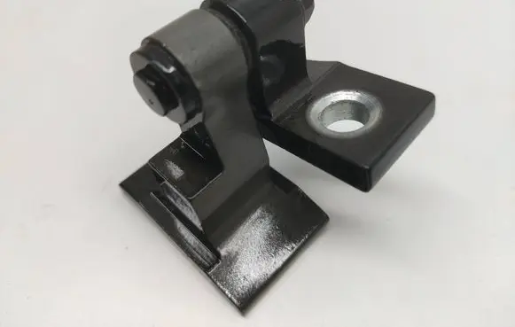 BMW i4 Front door lower hinge 