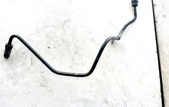 Nissan Primera Turbo turbocharger oiling pipe/hose