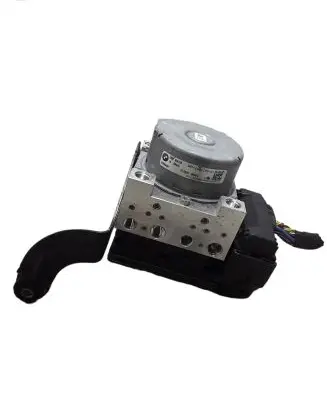 BMW X5M E70 ABS Pump 6871110
