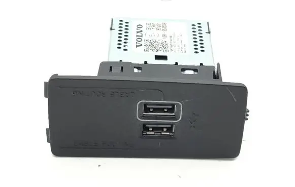 Volvo V60 USB socket connector 10R053559 31407038 A2C7572930000