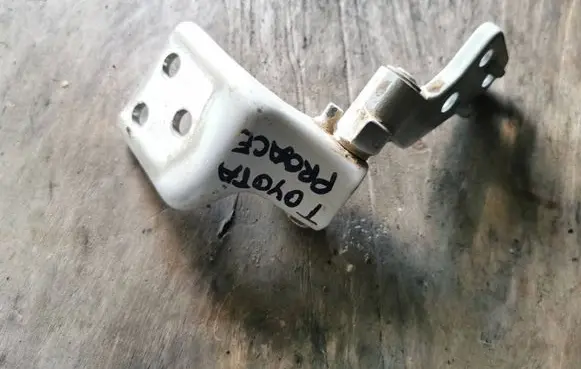 Peugeot Partner Tailgate hinge 