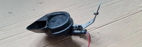 Audi Q5 SQ5 Horn signal 8T0951223