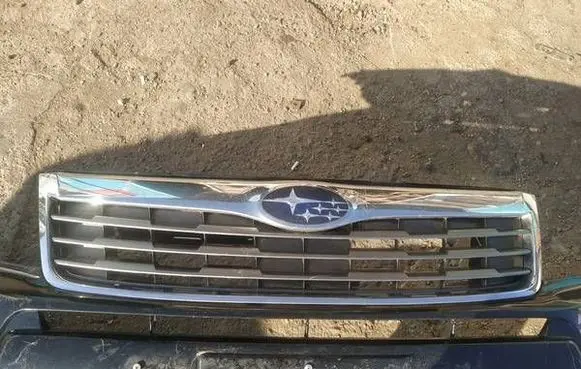 Subaru Forester SH Front grill