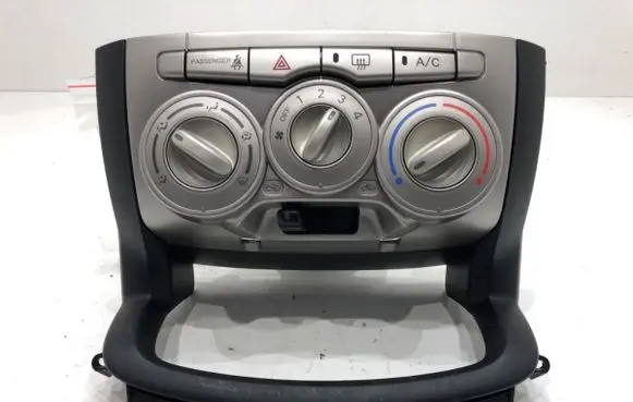 Interior fan control switch