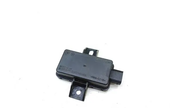 Mercedes-Benz E W212 Tire pressure control unit A0009000800