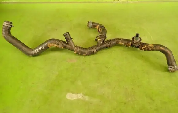 Skoda Octavia Mk4 Engine coolant pipe/hose